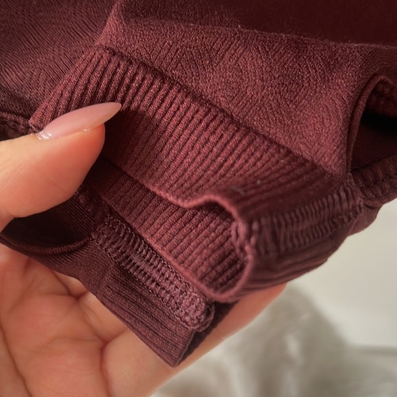 Alphalete STRATUS LONG SLEEVE CROP Sangria - Picture 6 of 7